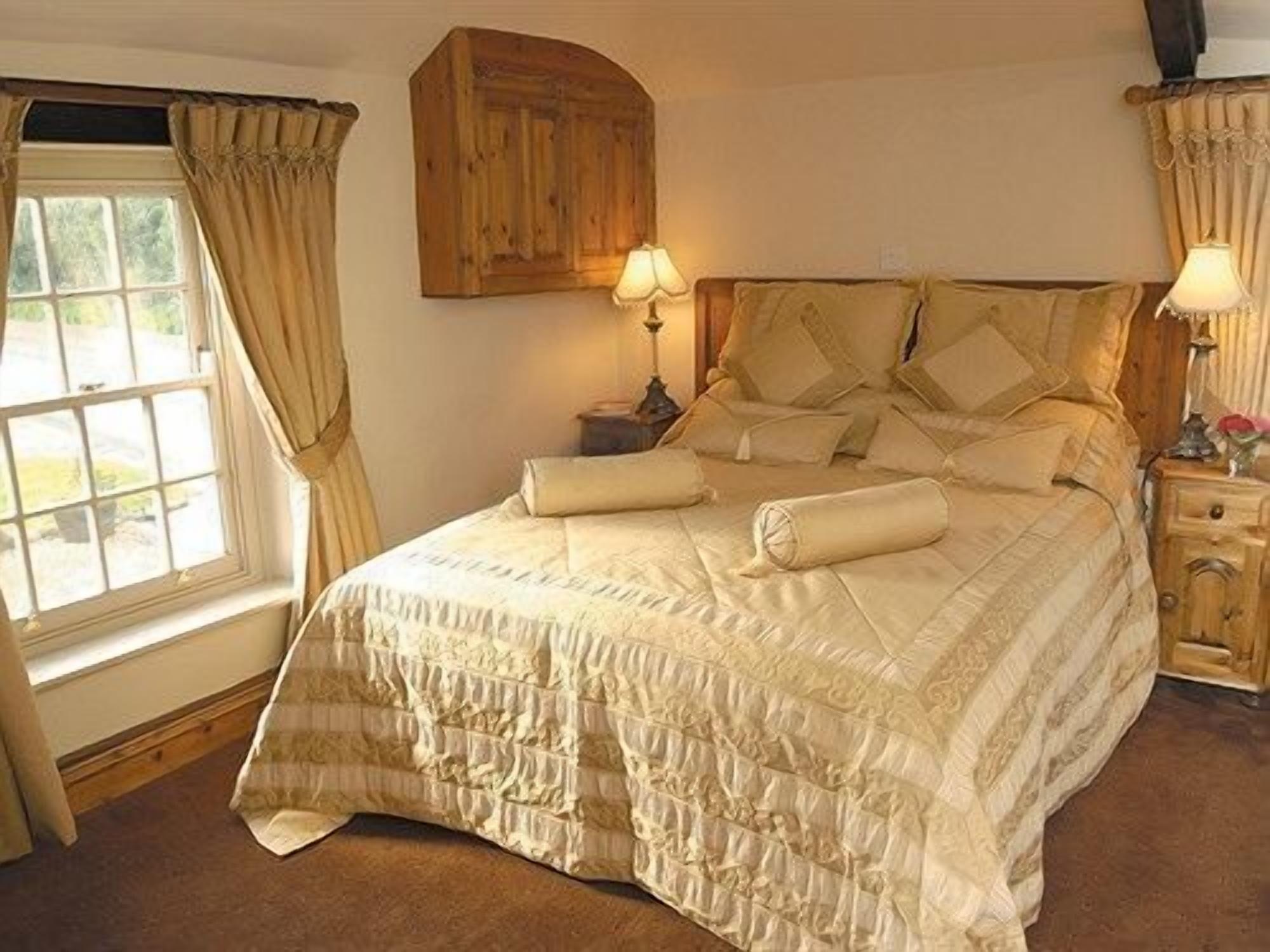 The King William IV Country Inn & Restaurant Sedgeford 外观 照片